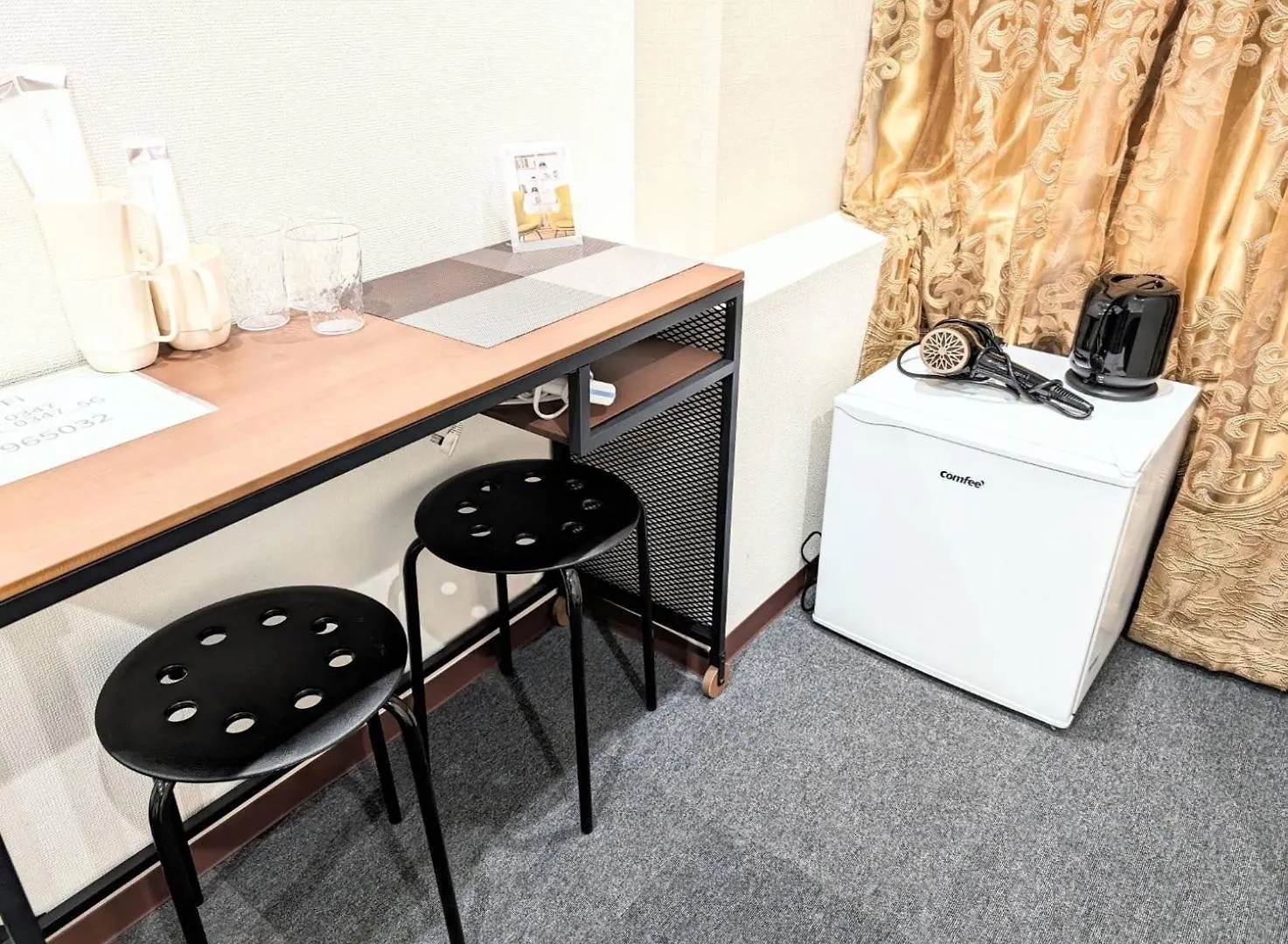 Reifa 宿泊 日本橋 3人部屋 Osaka 0*,  Japan